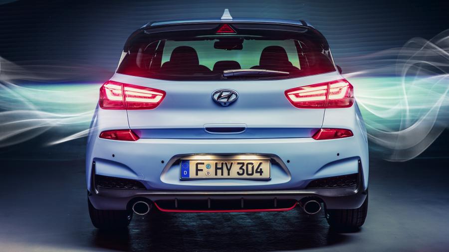  Hyundai i30 N 2017 года  (WW) (фото 4 из 47)